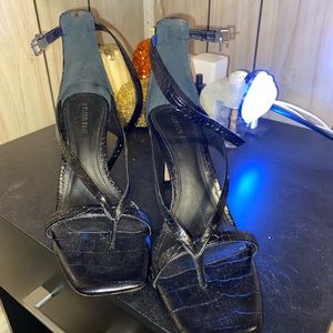 Gianni Bini High Heels